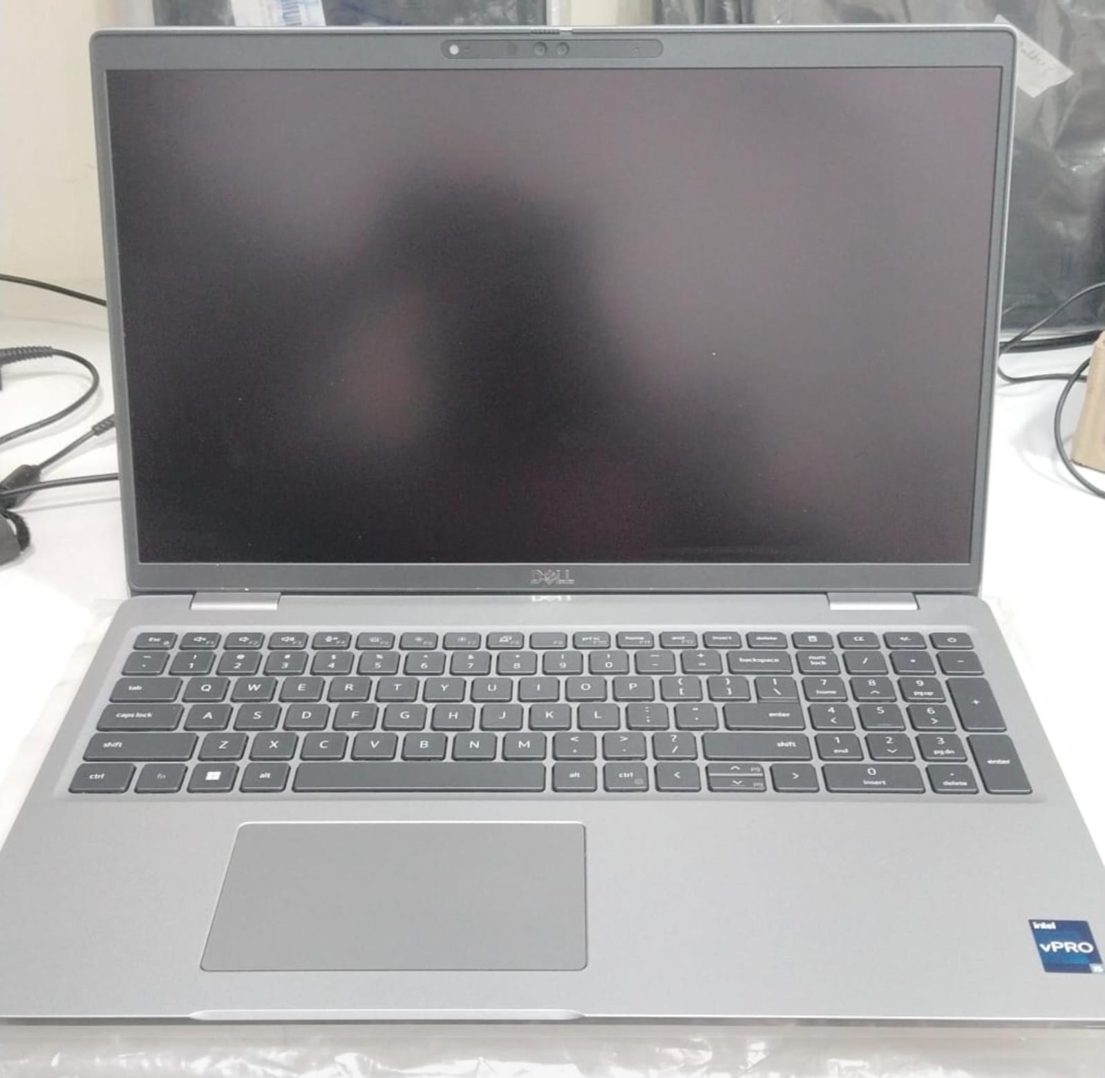 Dell 5530 Touch Screen Laptop i5,12th Generation, 4GB inbuilt  Graphics, 15.6 inches, with numerical keyboard, 16GB RAM, 512GB SSD, Less Used Laptop in Best Condition with 6 Months Seller Warranty